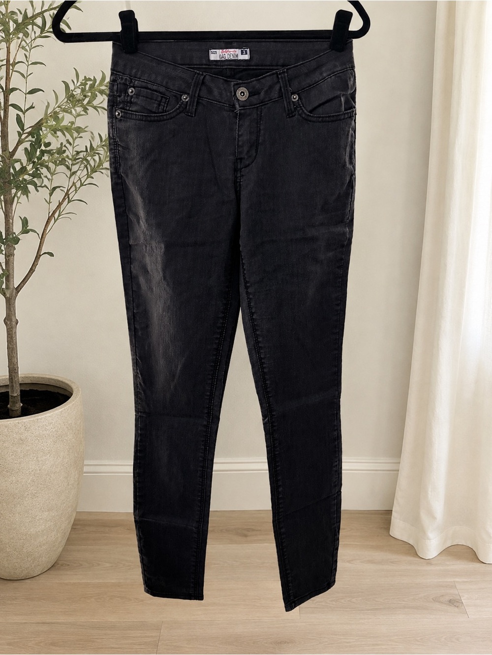 Women’s Black Skinny Jeans size 3